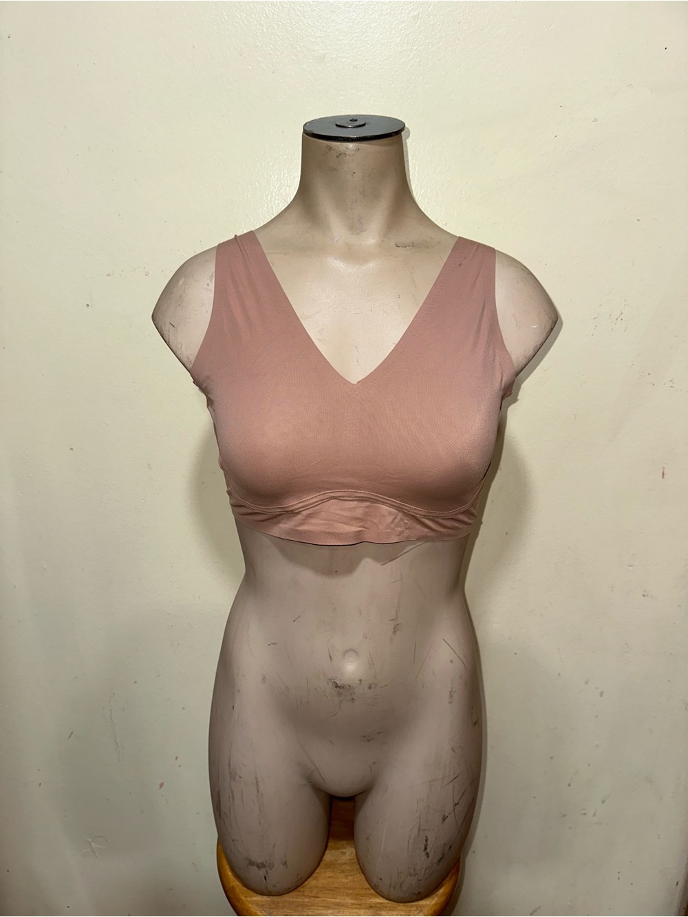 Woman’s True and Co. bra